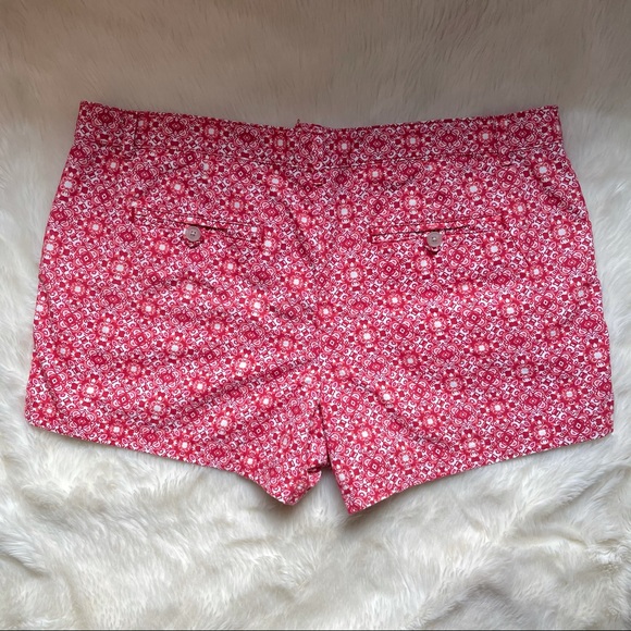 GAP Shorts - Picture 3 of 6